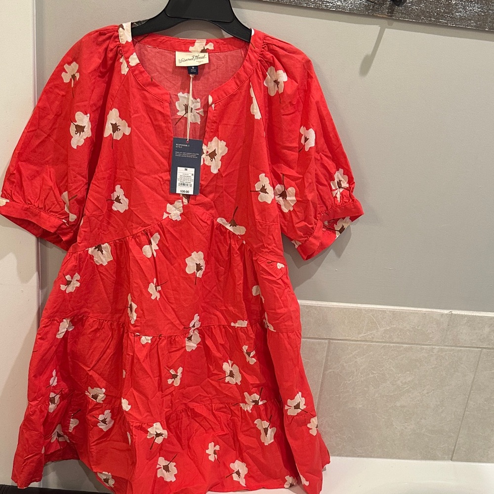 Universal Thread Red Floral Tunic Top